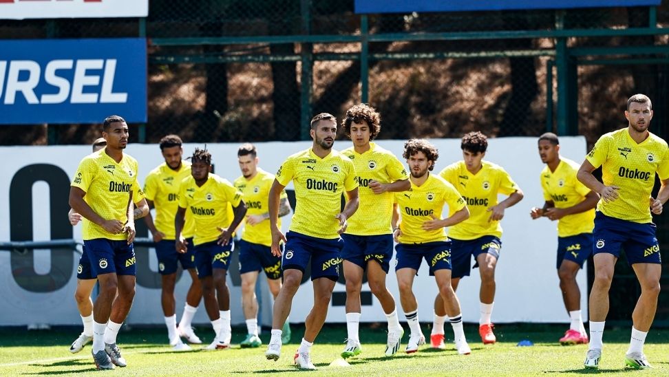 Fenerbahçe, yarın akşam deplasmanda Yılport Samsunspor ile oynayacağı lig maçının
