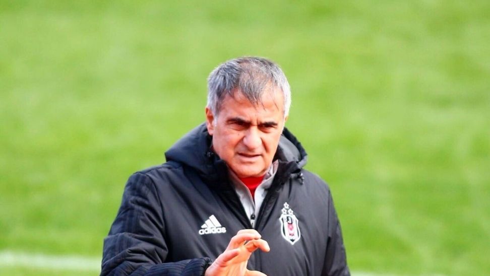 Beşiktaş Teknik Direktörü Şenol Güneş, Neftçi Bakü ile oynanacak rövanş