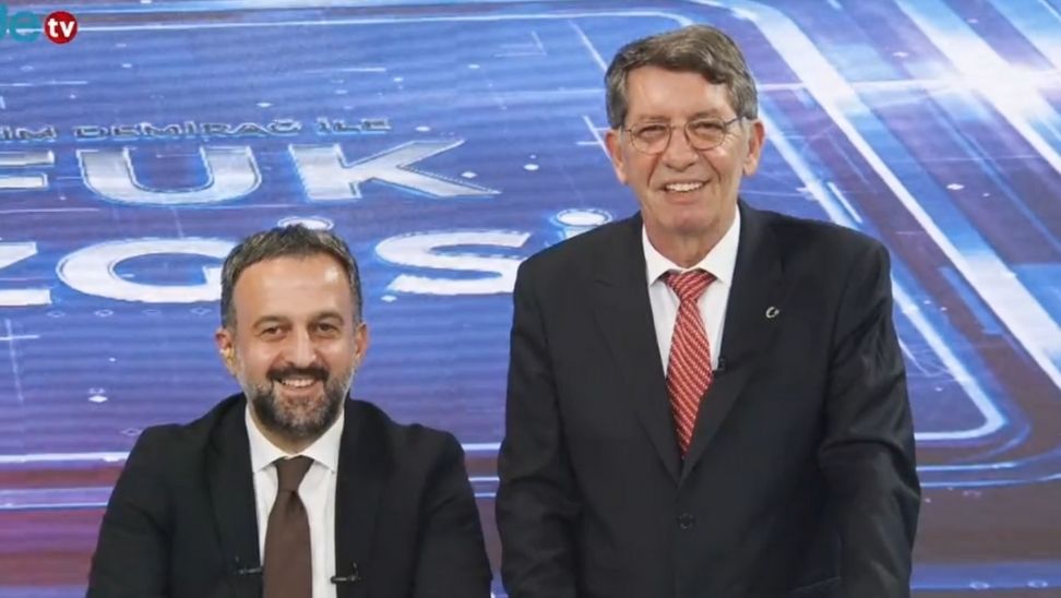 ‘Ufuk Çizgisi’ programında bir ilke imza atıldı. Sunucu Yavuz Selim