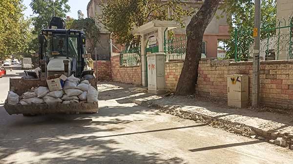 Büyükşehir, Çevre ve Görüntü Kirliliğinin Önüne Geçiyor Büyükşehir Belediyesi, şehrin