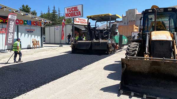 Büyükşehir, Elbistan’da Bir Caddeyi