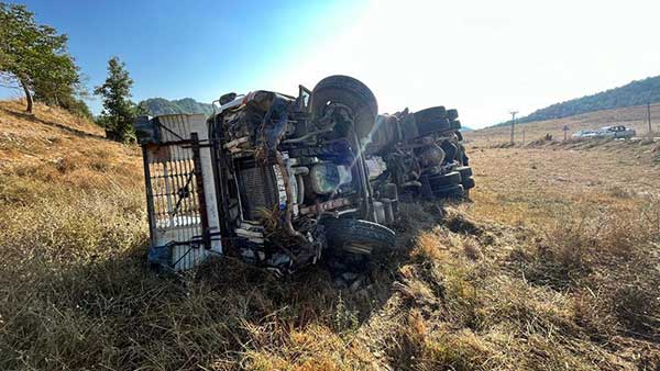 Kahramanmaraş’ta Beton Kamyonu Takla Attı: 1 Yaralı