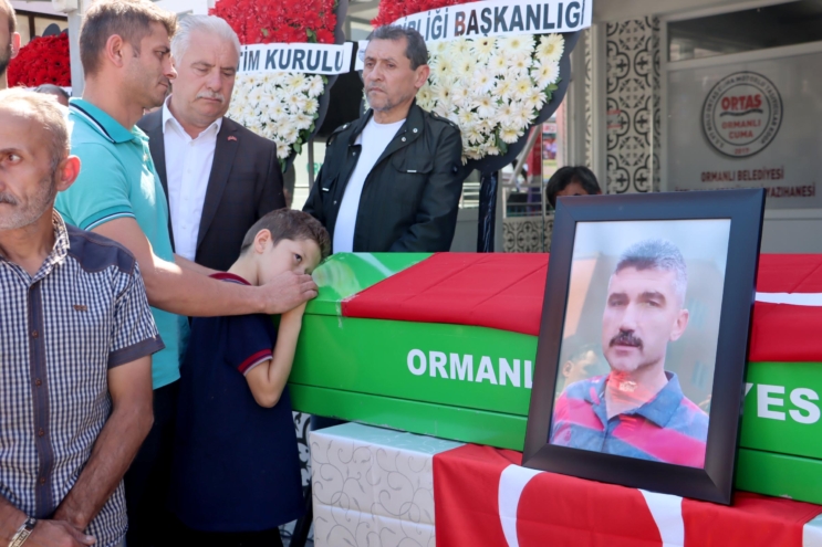 Şehit Madenci Son Yolculuğuna Uğurlandı   TTK Armutçuk Müessese Müdürlüğü’nde