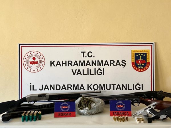 Pazarcık’ta  Trafik kazası sonrası polis ekiplerine ateş açtılar