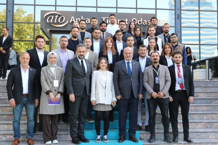 ATO ev sahipliğinde ‘100. Yılda Ekonomi ve Girişimcilik Panel ve