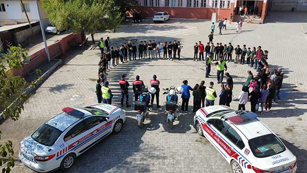 Kahramanmaraş jandarma el ele verdi