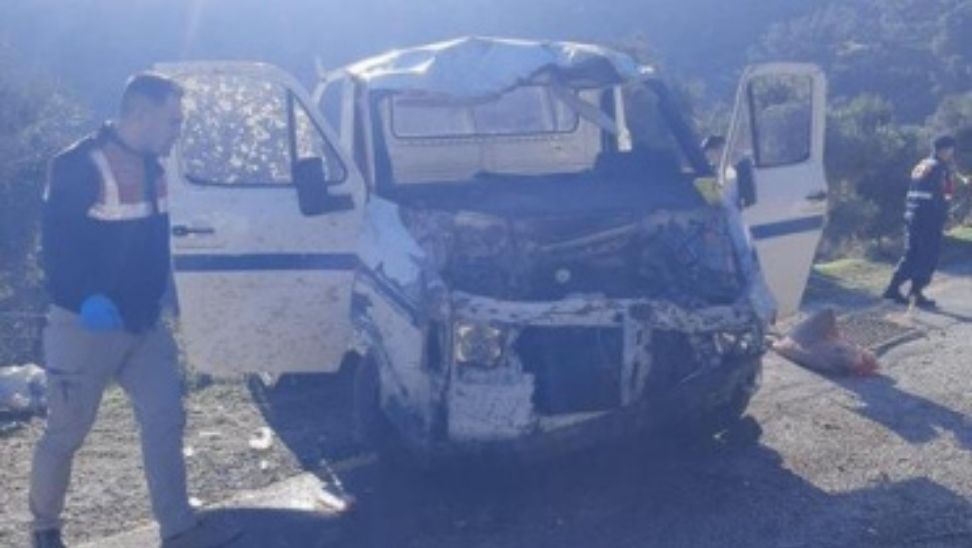 Aydın’ın Çine İlçesi’nde meydana gelen trafik kazasında 2 kişi olay