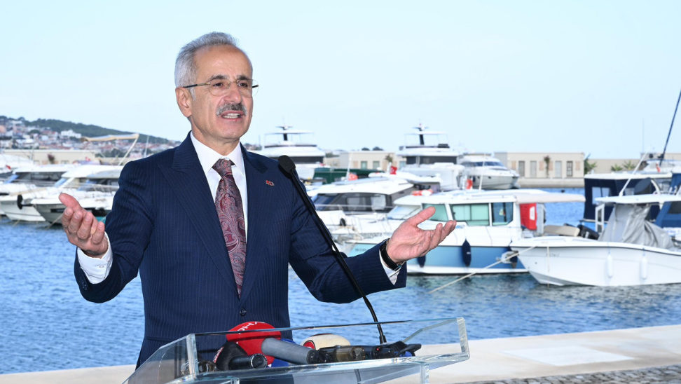 Bakan Uraloğlu: Açık denizde verdiğimiz uygulama eğitimlerine 6 ayda 17