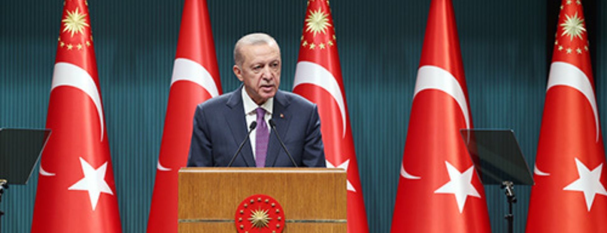 Kabine Toplantısı’nın yarın yapılması bekleniyor Kabine Toplantısı’nın yarın Cumhurbaşkanı Recep Tayyip Erdoğan önderliğinde toplanması bekleniyor.
