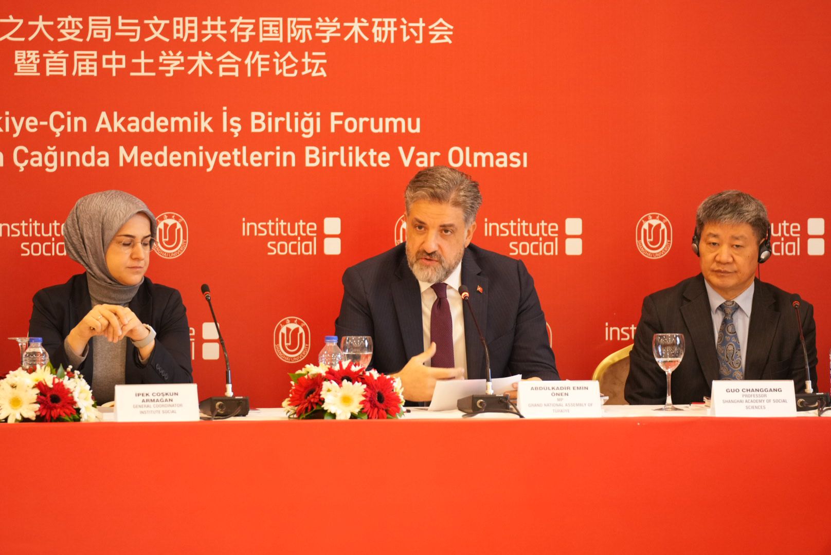 Vekil Önen, Türkiye-Çin İşbirliği Forumu’nda Vekil Önen, Türkiye-Çin İşbirliği Forumu’nda Forumun ana teması, “Büyük Dönüşüm