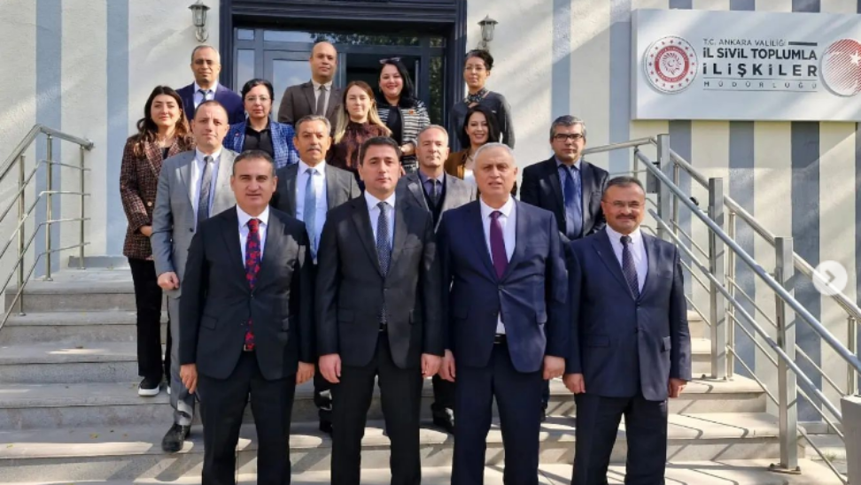 Sivil Toplumla İlişkiler Genel Müdür Yardımcısı ve Daire Başkanı, Ankara İl Müdürlüğü’nü ziyaret etti İçişleri Bakanlığı Sivil Toplumla İlişkiler Genel Müdür Yardımcısı Özcan Aygün