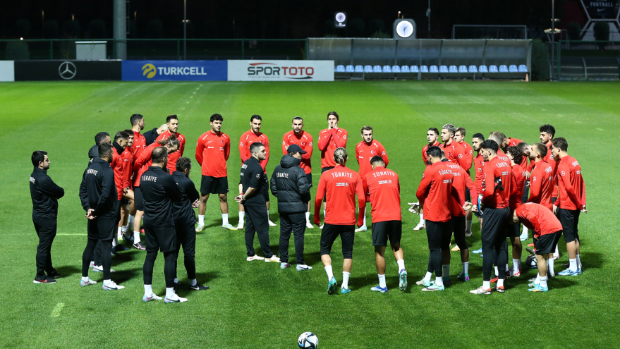 Almanya ile 18 Kasım’da Berlin’de özel maçta karşılaşacak, Galler ile
