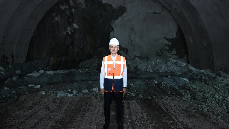 Başlıklar1 Uraloğlu: Sarıyer-Kilyos Tüneli’nin hayata geçmesiyle ulaşım 5 dakikaya kadar