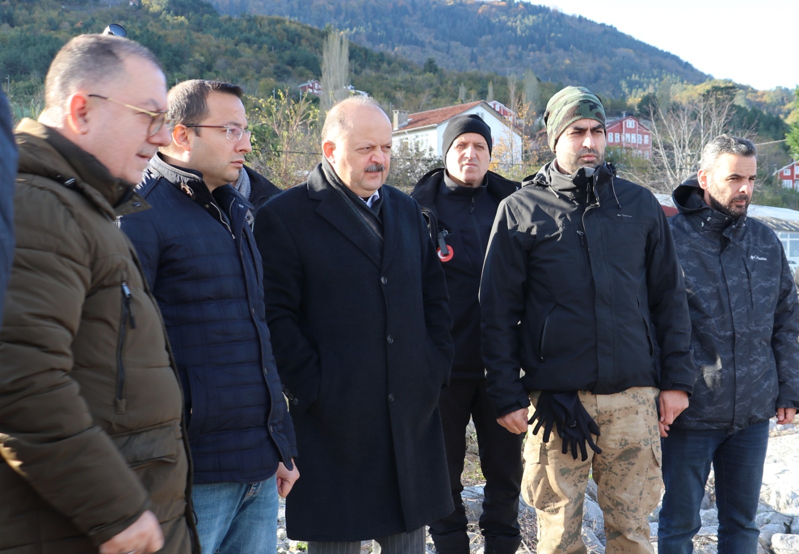 Kastamonu Valisi, talihsiz mürettebatla bir arada Kastamonu Valisi, talihsiz mürettebatla bir arada KASTAMONU – BHA İnebolu