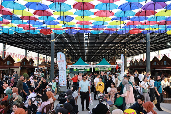 EXPO 2023 Kitap Fuarı’nı iki günde 75 bin kişi ziyaret etti