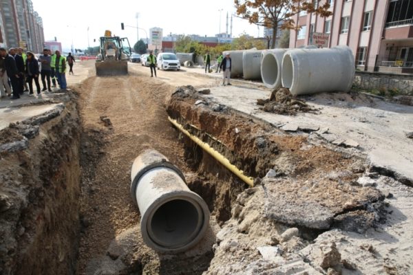 Şehit Mehmet Çavuş Caddesi’nde 10 yıllık sel çilesi son buluyor