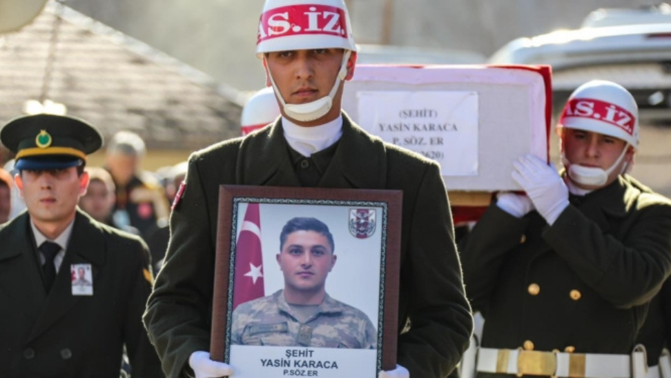 Tokatlı Şehit Yasin Karaca, son yolculuğuna uğurlandı Tokatlı Şehit Yasin Karaca, son yolculuğuna uğurlandı Hüseyin KÖMÜR/TOKAT –