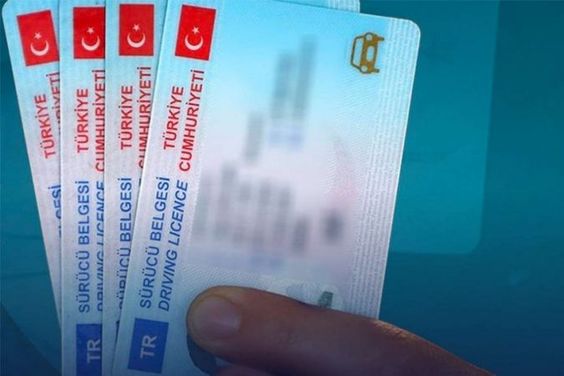 Ehliyet ve kimlik kartlarının zorunlu olarak değişeceğine ve son tarihin