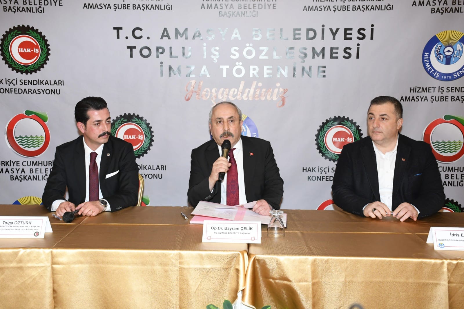 Amasya Belediyesi’nden işçilere yüzde 70 zam Betül Yılmaz/AMASYA-BHA Amasya Belediyesi bünyesinde çalışan şirket ve kadrolu işçilerin
