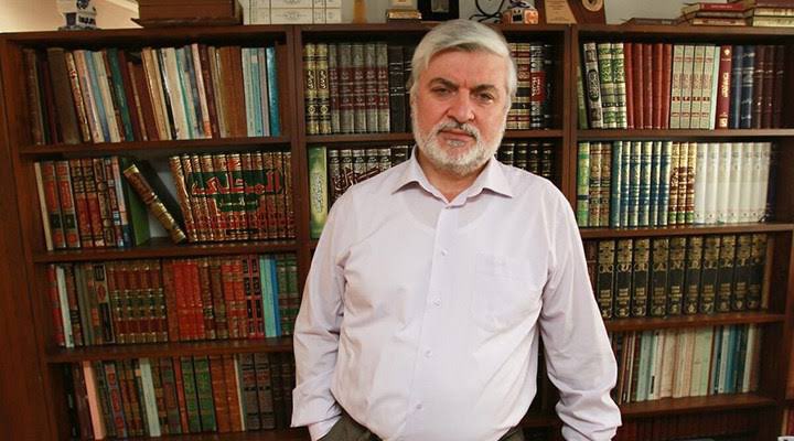 Faruk Beşer hayatını kaybetti İlahiyatçı, akademisyen ve yazar Faruk Beşer hayatını kaybetti. 14 Ocak