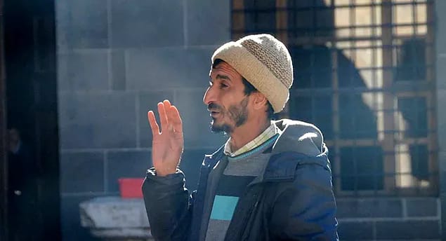 Diyarbakırlı Ramazan Hoca olarak bilinen Ramazan Pişkin’in katili yakalandı İçişleri Bakanı Ali Yerlikaya, bıçaklı saldırıda hayatını kaybeden Diyarbakırlı Ramazan