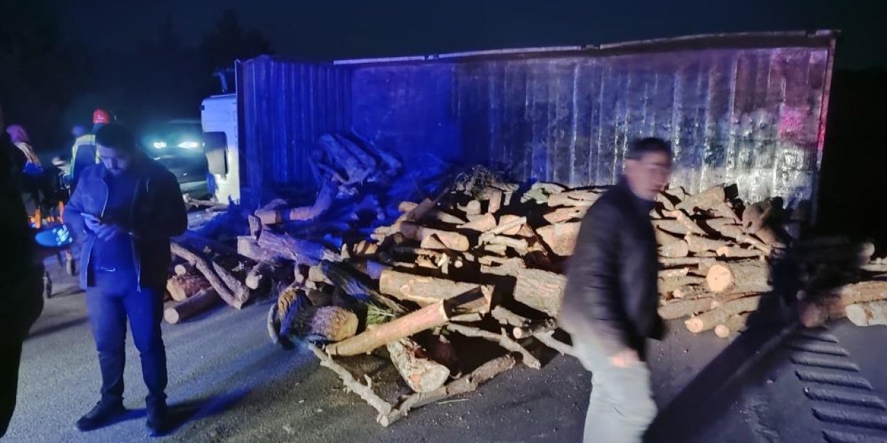 Kaza, Ankara-İzmir E96 Karayolu Mersinli Mahallesi yakınlarında meydana geldi. 23