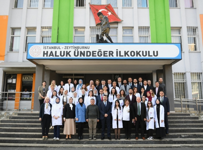 Bakan Tekin, İstanbul Zeytinburnu Haluk Ündeğer İlkokulunu ziyaret etti Bakan Tekin, İstanbul Zeytinburnu Haluk Ündeğer İlkokulunu ziyaret etti Millî