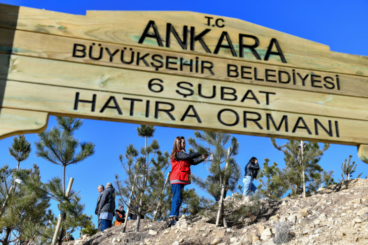Ankara Büyükşehir Belediyesi’nden 6 Şubat depremi anısına hatıra ormanı Ankara Büyükşehir Belediyesi’nden 6 Şubat depremi anısına hatıra ormanı ANKARA-