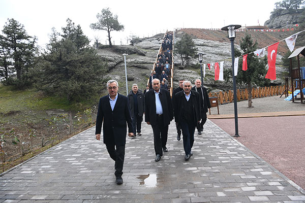 Ali Kayası Cam Teras ve Turizm Tesisleri’nde önceki dönem belde