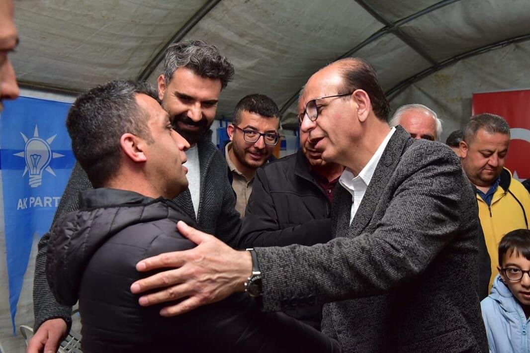 “Bu şehirdeki binalardan tabutlar çıkmasına müsaade etmeyeceğiz” İlhan Geçit: “Bu şehirdeki binalardan tabutlar çıkmasına müsaade etmeyeceğiz” Kayhan