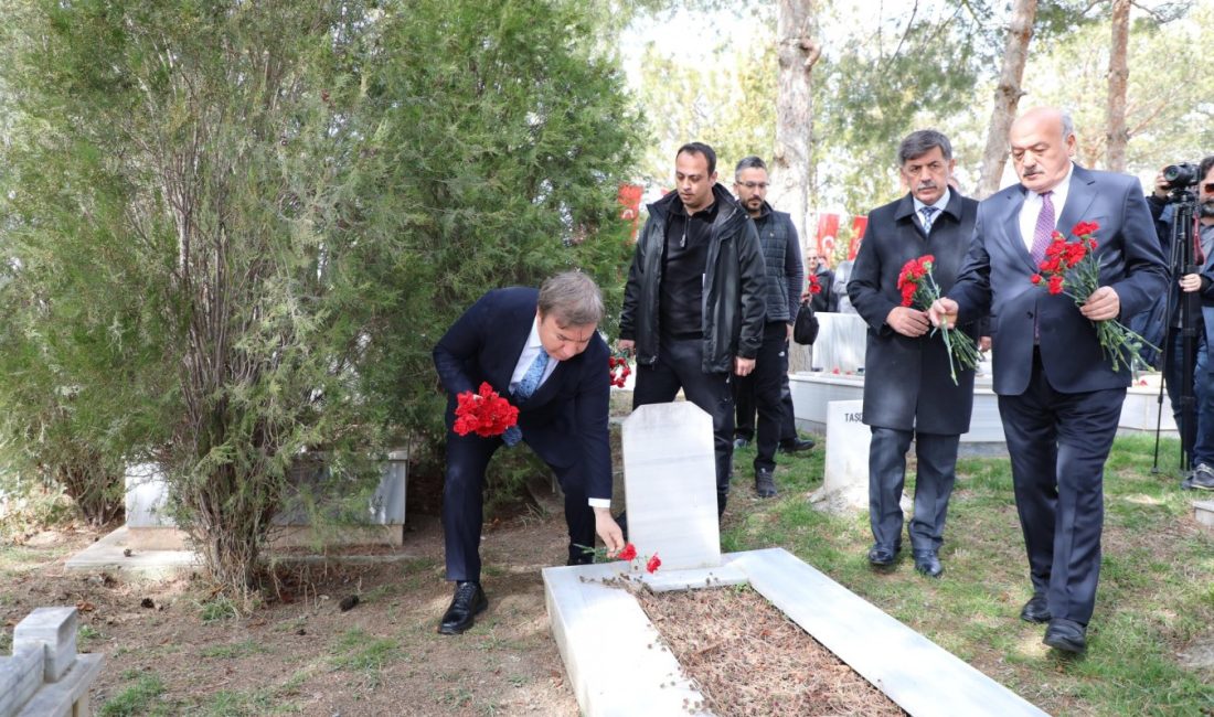 32 yıl önce depremde