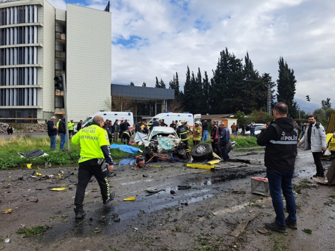 Hatay’ın Dörtyol ve Payas İlçeleri arasında meydana gelen trafik kazasında