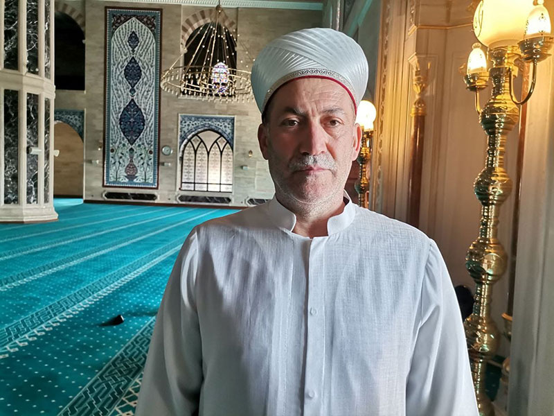 Abdülhamit Han Camii Ramazan ayına hazır 1 ABDULHAMITHAN CAMII MUZZINI