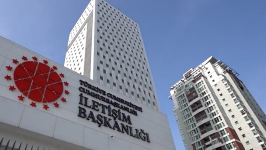 İletişim Başkanlığı’ndan, “Erdoğan ile Şimşek arasında emeklilerin ikramiyeleri konusunda tartışma yaşandı” iddialarına açıklama İletişim Başkanlığı’ndan “Cumhurbaşkanı Erdoğan ile Bakan Şimşek arasında elektrik ve