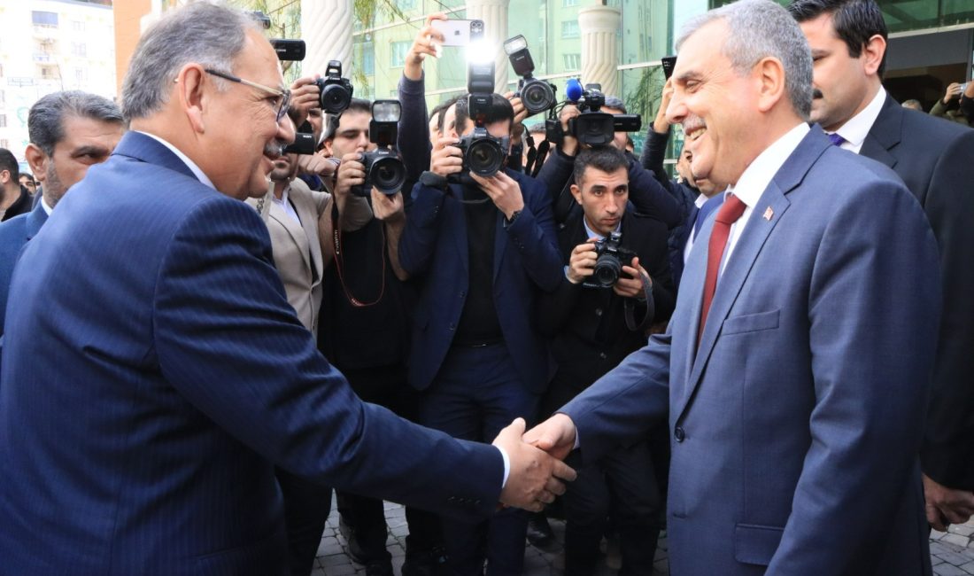 Bakan Özhaseki’den Başkan Beyazgül’e ziyaret Bir dizi temaslarda bulunmak üzere