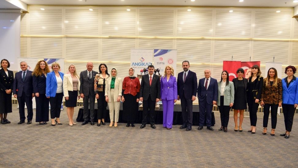 ANGİKAD projesiyle deprem bölgesindeki kadın girişimciler desteklenecek Programa, Aile ve Sosyal Hizmetler Bakan Yardımcısı Leman Şahin, Ankara