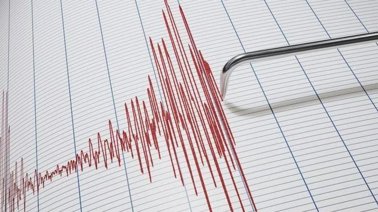 Çanakkale’de Endişelendiren Deprem #DEPREM