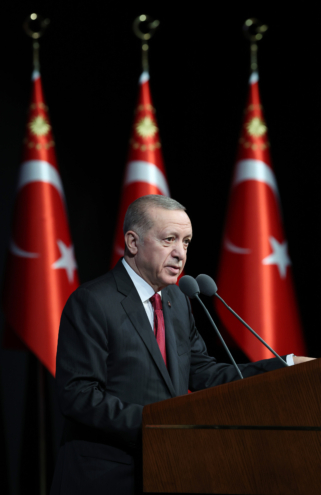 Cumhurbaşkanı Recep Tayyip Erdoğan ile İran Cumhurbaşkanı arasında telefon görüşmesi Cumhurbaşkanı Recep Tayyip Erdoğan, İran Cumhurbaşkanı İbrahim Reisi ile telefon