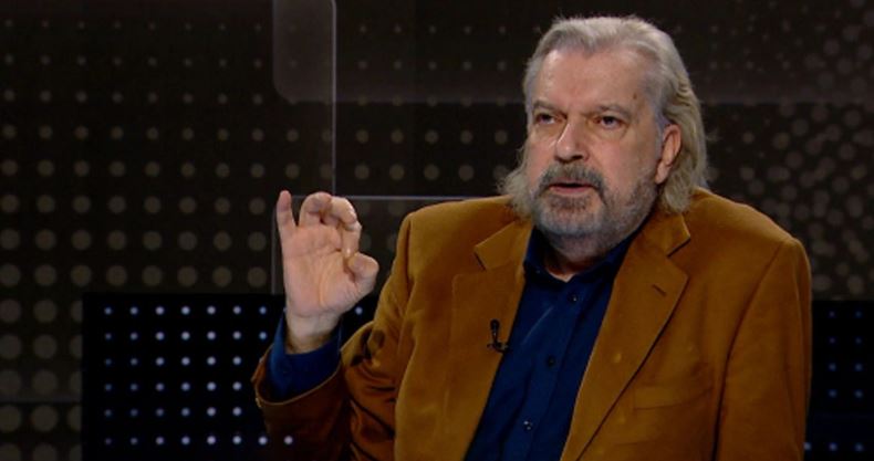 AK Parti’li yöneticiler, Cumhurbaşkanını halktan tecrit etmiş SONAR Araştırma Başkanı Hakan Bayrakçı, AK Parti’nin yerel seçim kayıpları