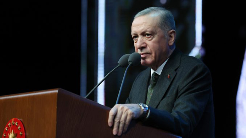 Cumhurbaşkanı Erdoğan: Birileri dönse