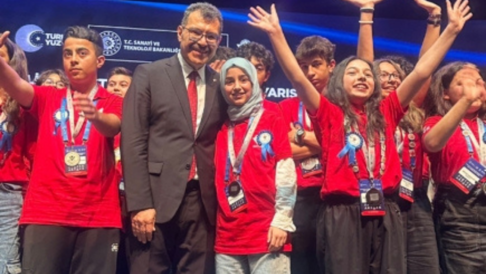   Fatma Nuri Erkan Bilim ve Sanat Merkezi olarak,