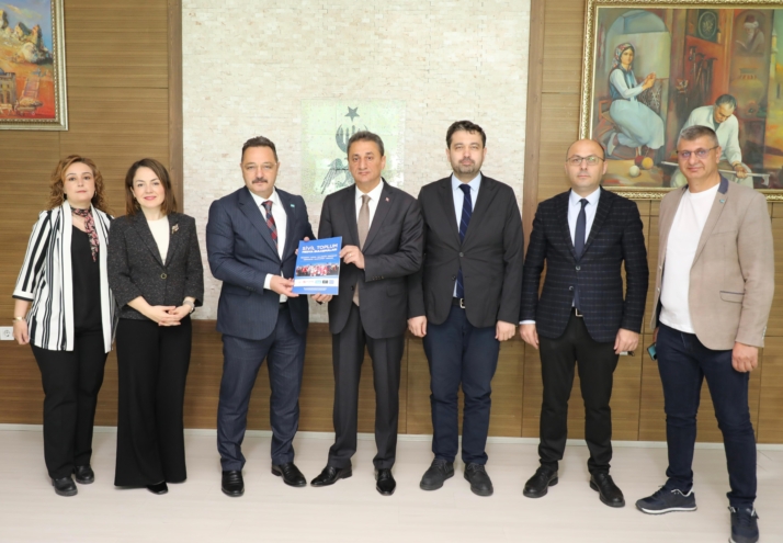   Türk İnternet Medya Birliği (TİMBİR) Genel Başkanı Dr.