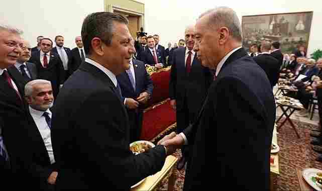Cumhurbaşkanı Recep Tayyip Erdoğan, Cumhuriyet Halk Partisi (CHP) Genel Başkanı