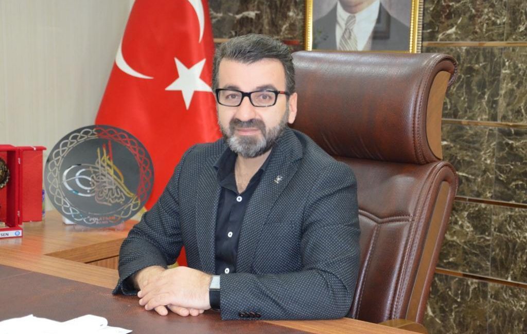 AK Parti’de beklenen ayrılık
Ak Parti Batman İl Başkanı Av. A. Akif