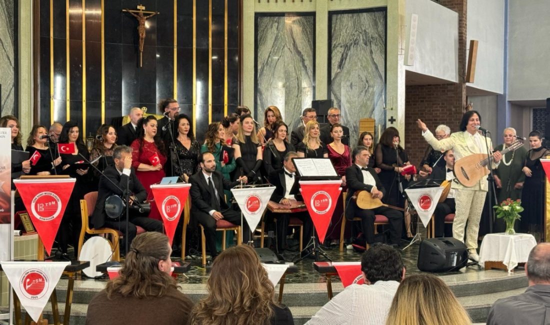 İngiltere’de Atatürk ‘ün Sevdiği Şarkı ve Türkülerle Cumhuriyetin 100.Yılı Özel