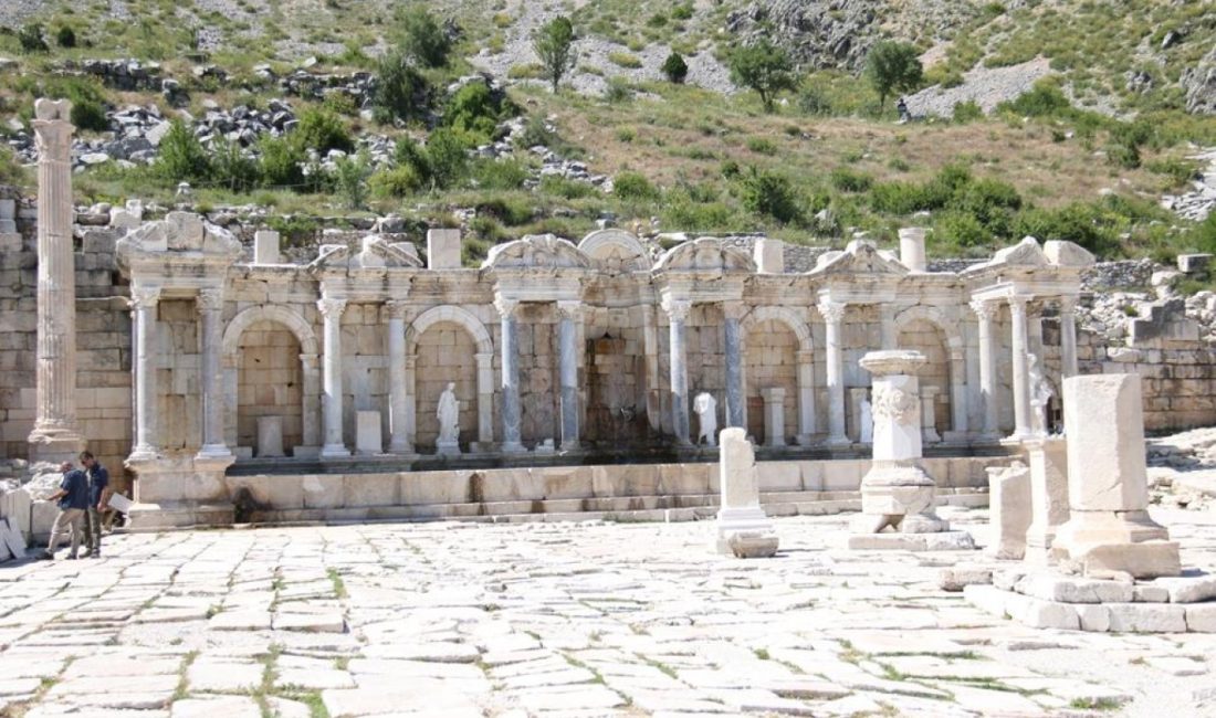 Başlıklar1 Bulutların arasındaki Sagalassos