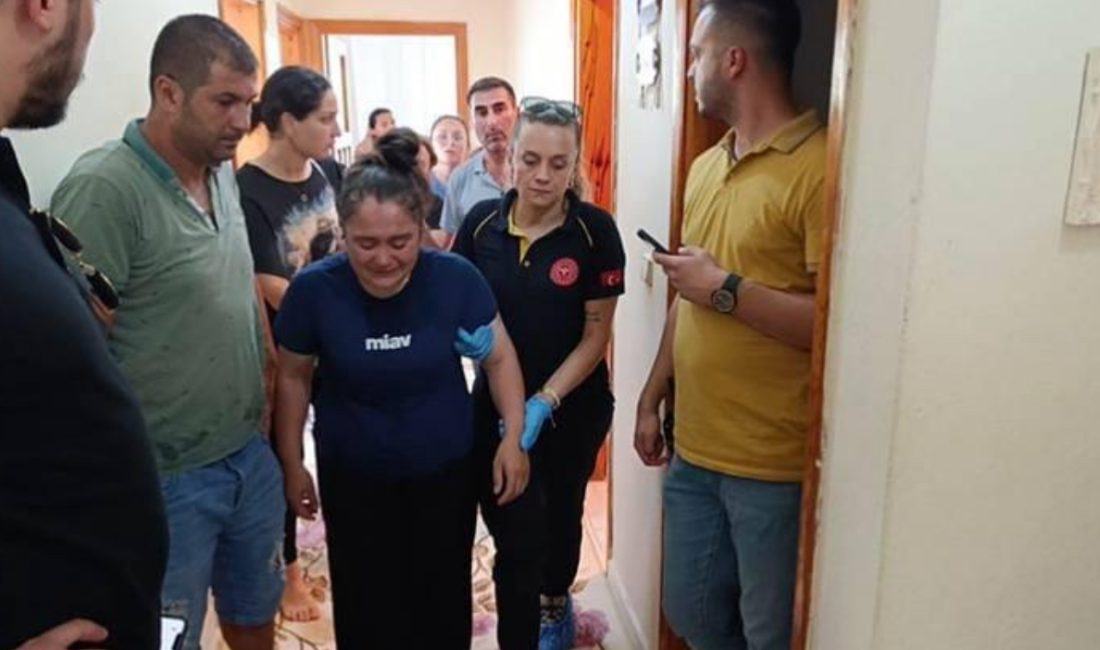 Kargocu yalanıyla evine girdiği kadını gasp etmeye çalıştı
Manavgat ilçesinde kargocu olduğunu söyleyerek kapıyı açtırdığı genç