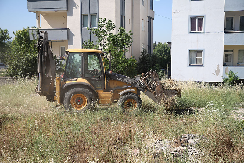 DULKADİROĞLU BELEDİYESİ PARK VE BAHÇE MÜDÜRLÜĞÜ’NDEN BAYRAM HAZIRLIĞI