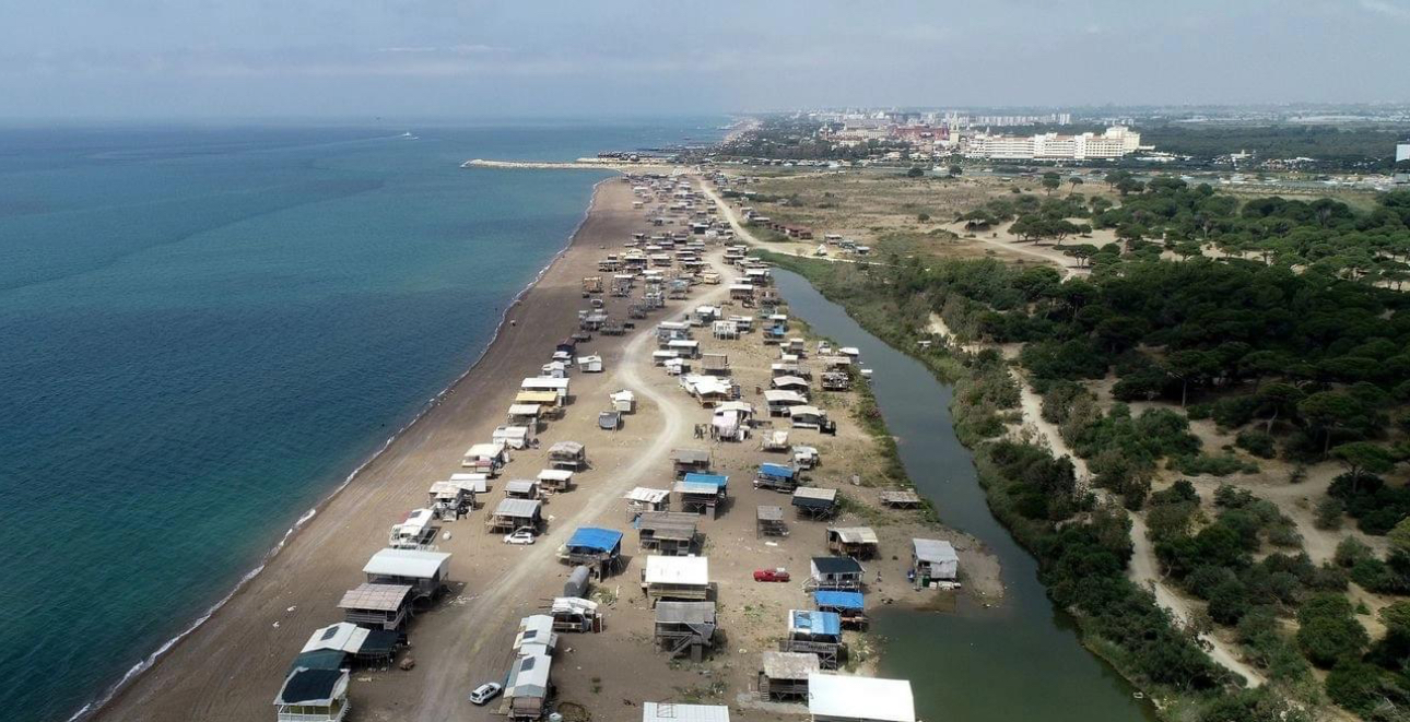 Antalya Valisi Şahin duyurdu! Ünlü sahildeki işgal son bulacak!