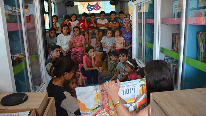 Sosyal belediyecilik kapsamında faaliyetlerini artırarak sürdüren ve vatandaşlarla iç içe
